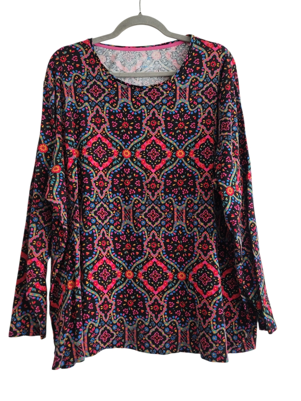 croft & barrow 4X The Classic Tee Black Long Sleeve Top Geometric Floral Shirt